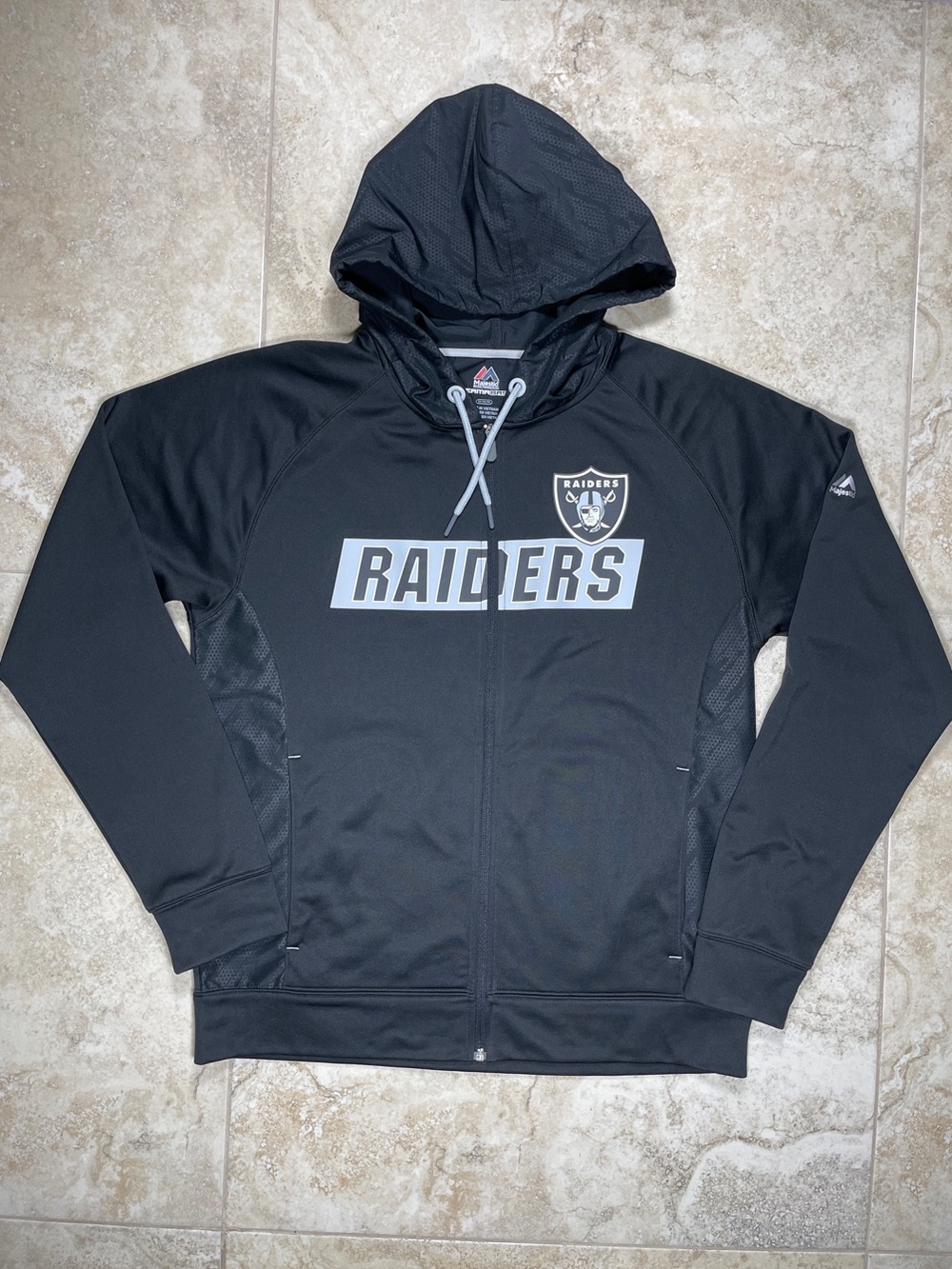 Men’s Majestic NFL Oakland Raiders Black/Gray Full Zip Up Hoodie Size M